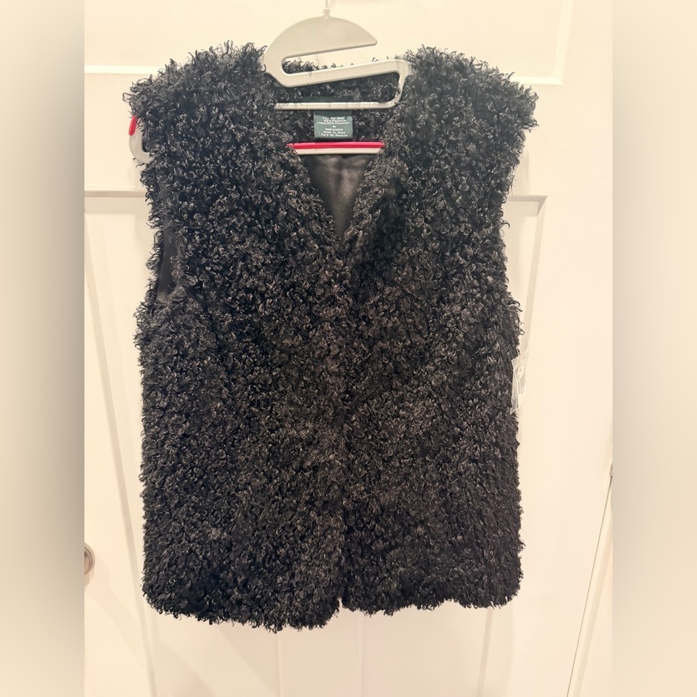 NWT Noriko Black Faux Fur Vest Size M Curly Shearling Style